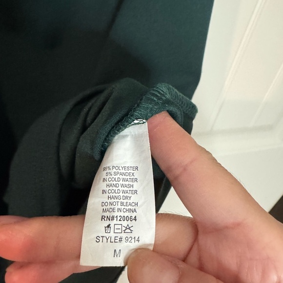 2/for $20 🪩 MIND CODE Elegant Dark Green Off-Shoulder Mini Dress (Medium) - Picture 5 of 7